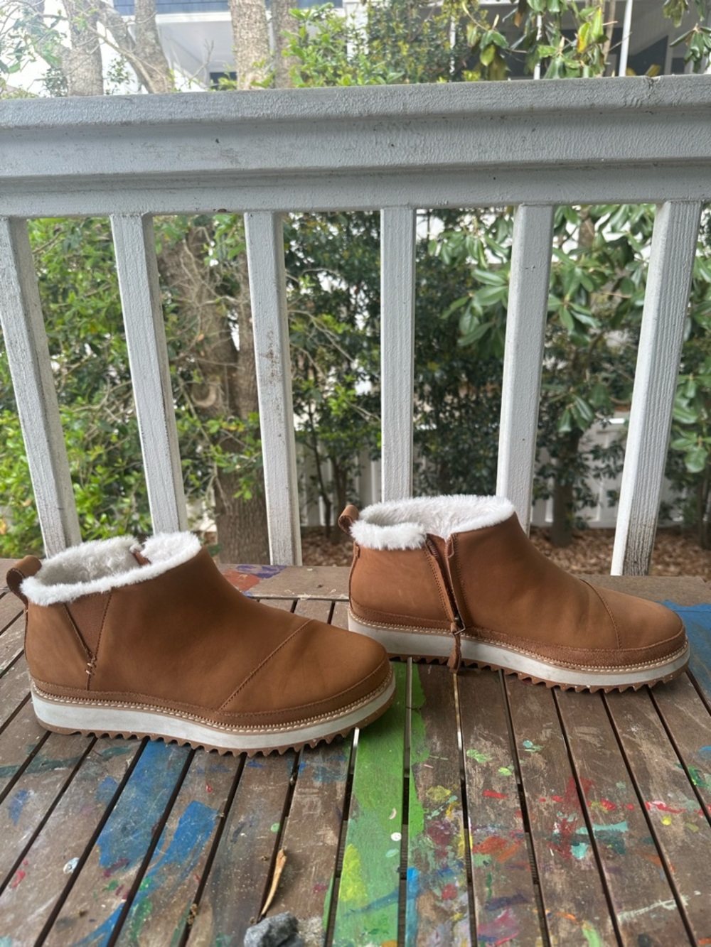 Toms Marlo Water Resistant Leather Ankle Boot - Picture 4 of 6